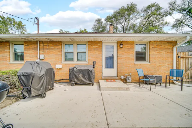 $289,000 | 842 North Jay Avenue, Griffith, IN 46319