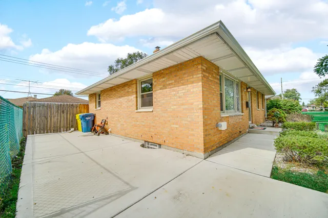 $289,000 | 842 North Jay Avenue, Griffith, IN 46319