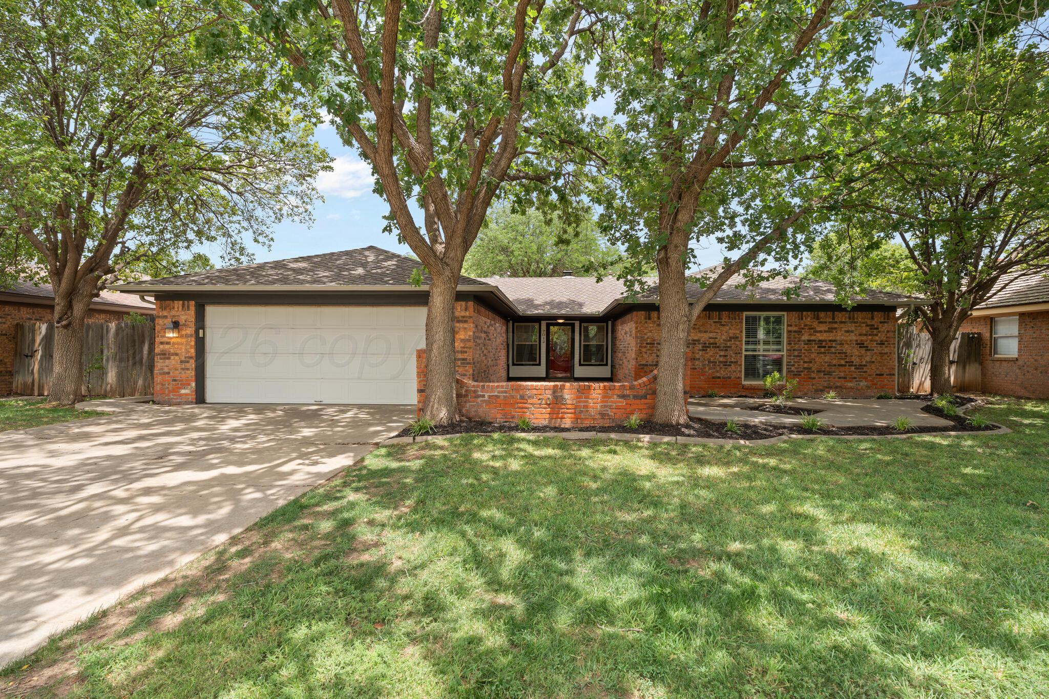 7012 Old Kent Road Amarillo, TX 79109 - Photo 2 of 30 1