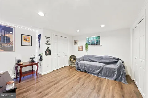 $329,900 | 801 Terwood Road, Drexel Hill, PA 19026