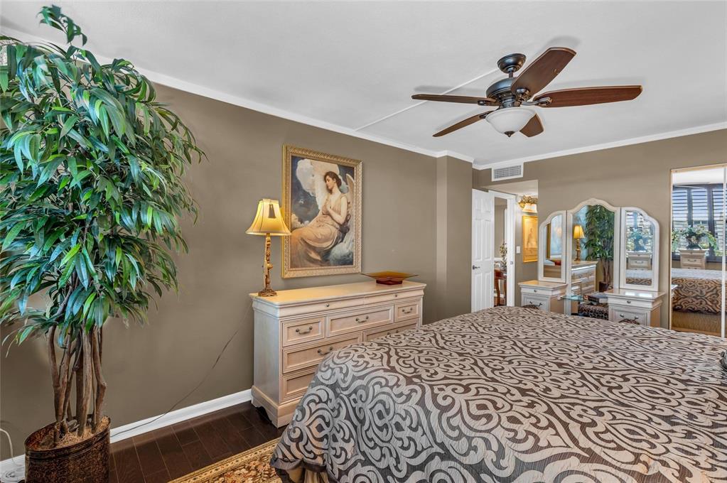 5855 Midnight Pass Road, Unit 416 Sarasota, FL 34242 - Photo 33 of 100