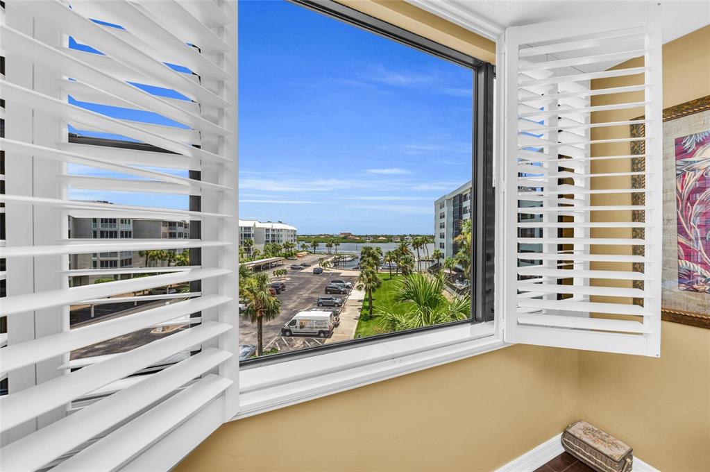 5855 Midnight Pass Road, Unit 416 Sarasota, FL 34242 - Photo 38 of 100