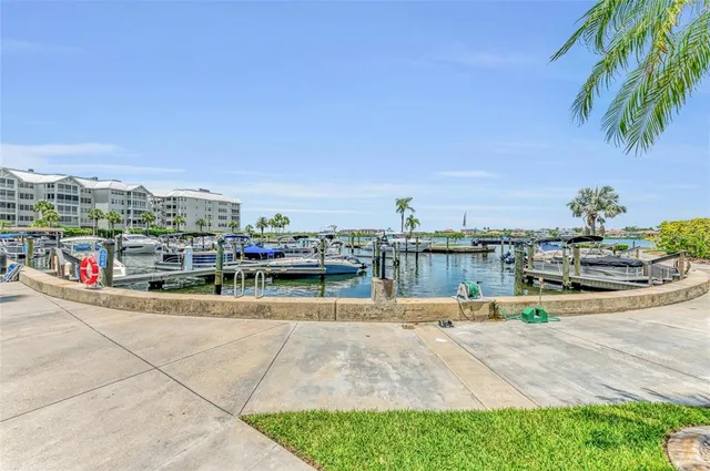 $695,000 | 5855 Midnight Pass Road, Unit 416, Sarasota, FL 34242