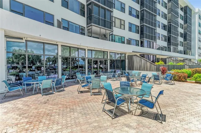 $695,000 | 5855 Midnight Pass Road, Unit 416, Sarasota, FL 34242