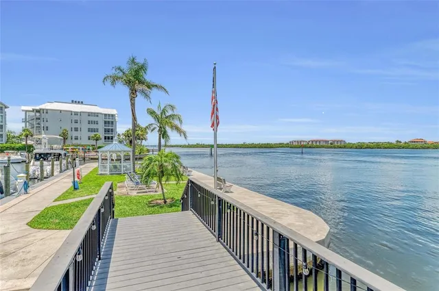 $695,000 | 5855 Midnight Pass Road, Unit 416, Sarasota, FL 34242