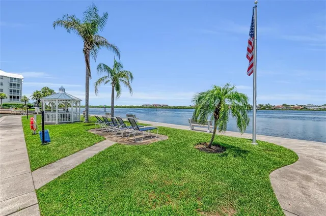 $695,000 | 5855 Midnight Pass Road, Unit 416, Sarasota, FL 34242
