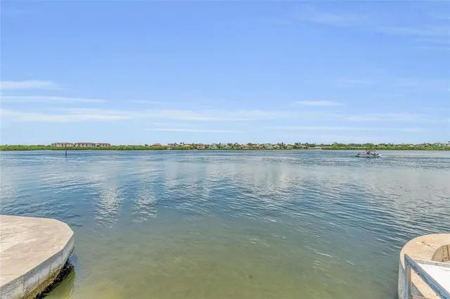 $695,000 | 5855 Midnight Pass Road, Unit 416, Sarasota, FL 34242