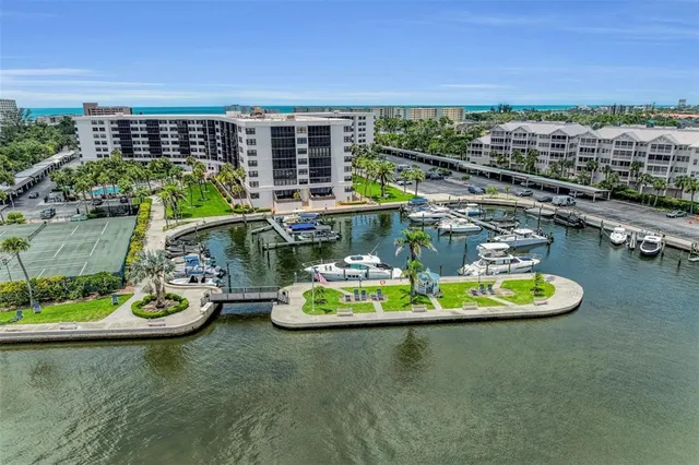 $695,000 | 5855 Midnight Pass Road, Unit 416, Sarasota, FL 34242