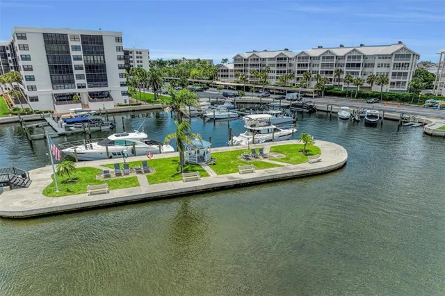 $695,000 | 5855 Midnight Pass Road, Unit 416, Sarasota, FL 34242