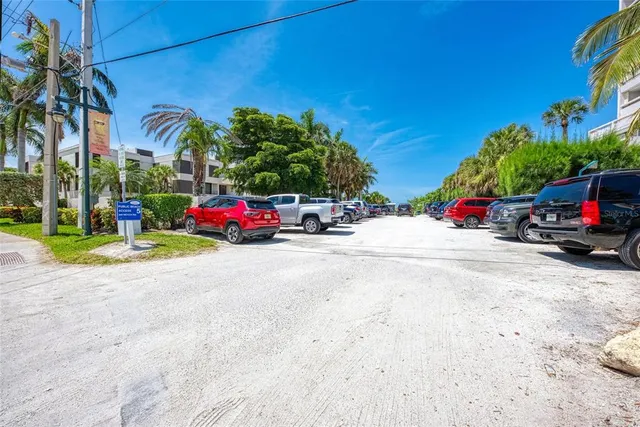 $695,000 | 5855 Midnight Pass Road, Unit 416, Sarasota, FL 34242