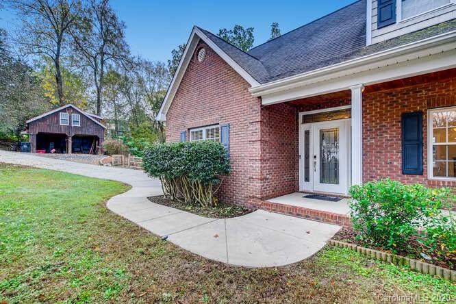1938 Old Farm Road Southeast Concord, NC 28025 - Photo 5 of 44 Gallery Image 5