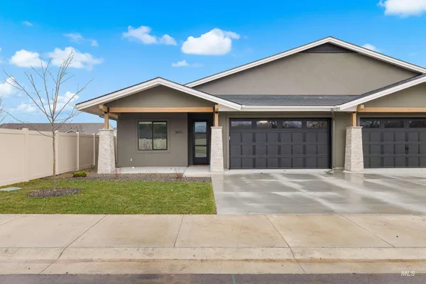 $565,000 | 3057 North Lapis Avenue, Meridian, ID 83646