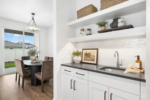 $565,000 | 3057 North Lapis Avenue, Meridian, ID 83646