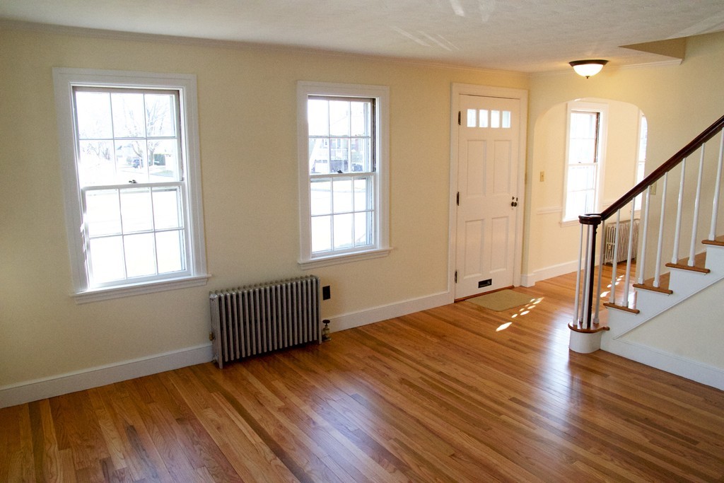 93 Clark Street Worcester, MA 01606 - Photo 6 of 22 Gallery Image 6