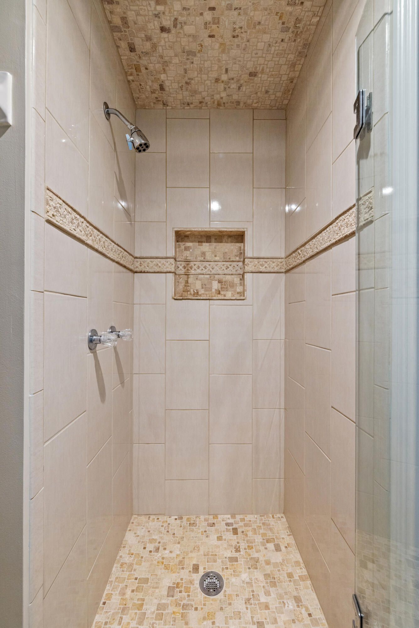 8190 Elk Lick Falls Road Lexington, KY 40515 - Photo 47 of 69 44_1h4a3802