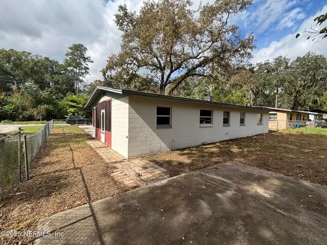 $98,000 | 2219 Southeast 46 Terrace, Gainesville, FL 32641