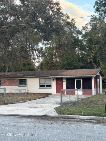 $98,000 | 2219 Southeast 46 Terrace, Gainesville, FL 32641