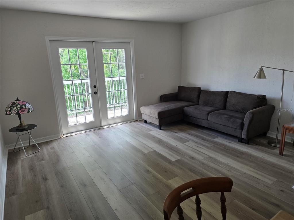 1224 Southwest 16th Avenue, Unit F Gainesville, FL 32601 - Photo 2 of 13