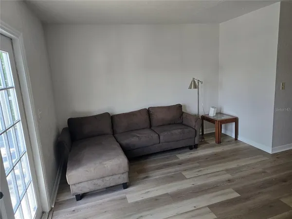 $1,400 | 1224 Southwest 16th Avenue, Unit F, Gainesville, FL 32601