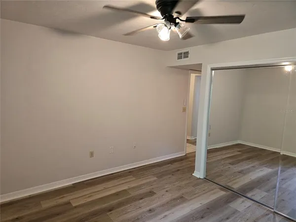 $1,400 | 1224 Southwest 16th Avenue, Unit F, Gainesville, FL 32601