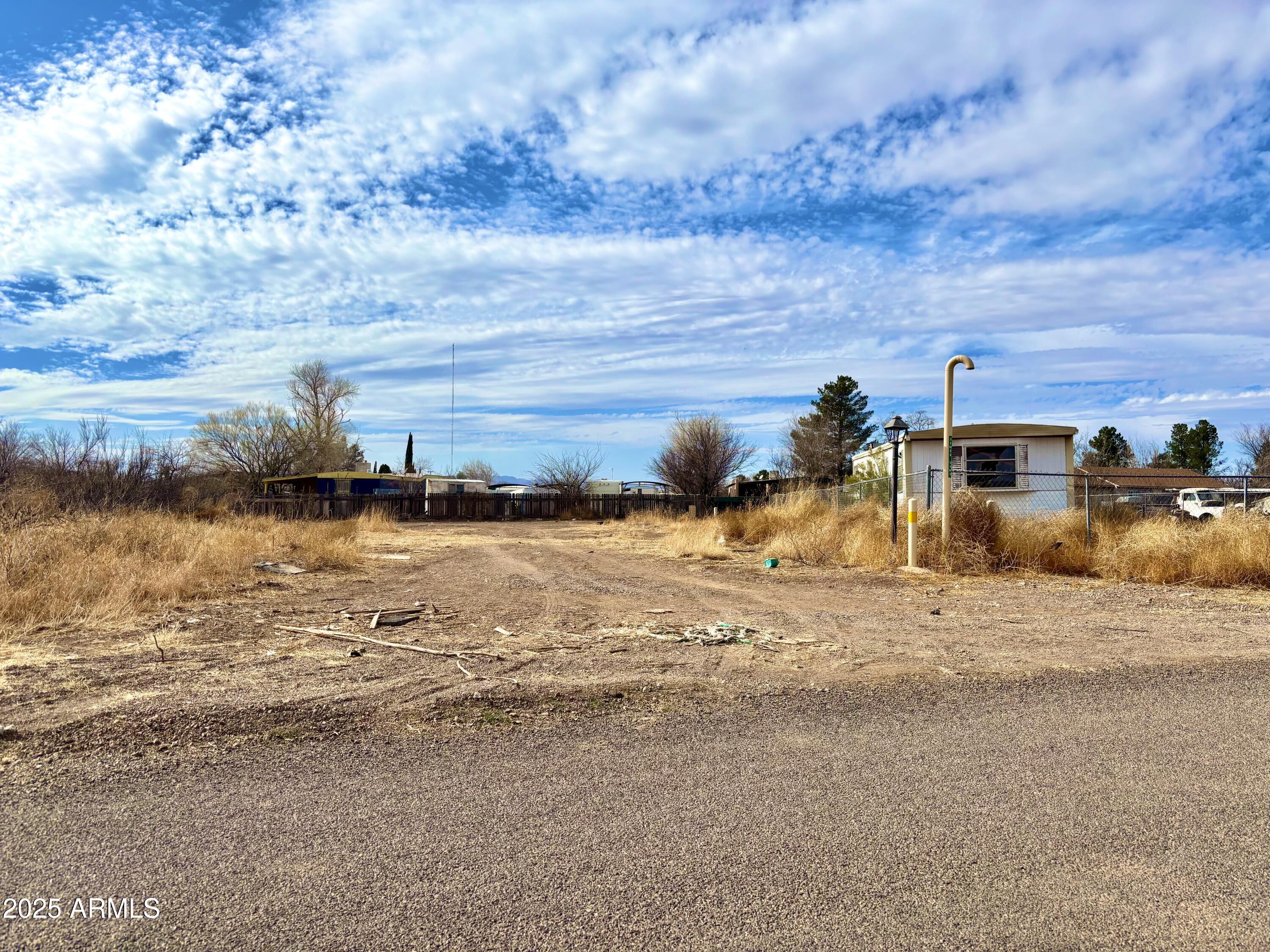 382 North Violet Avenue, Unit 382 Douglas, AZ 85607 - Photo 2 of 3 IMG_0112