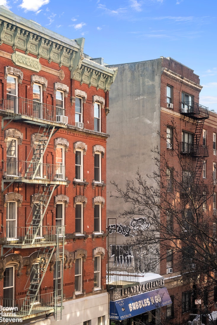 186 East 2nd Street, Unit 5 Manhattan, NY 10009 - Photo 6 of 7