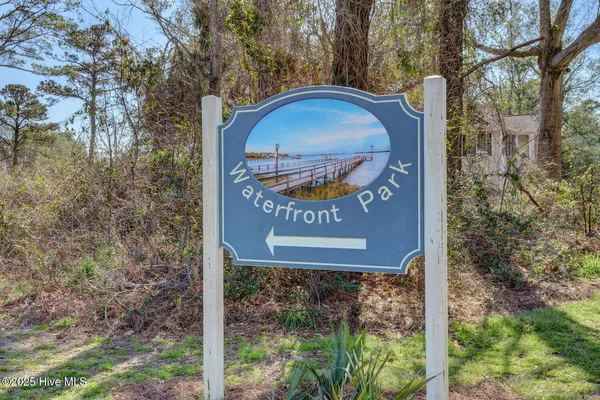 $429,000 | 1065 Chadwick Shores Drive, Sneads Ferry, NC 28460
