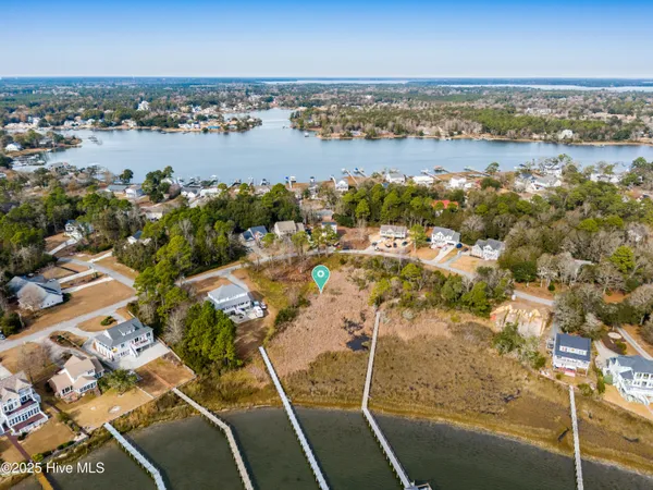 $429,000 | 1065 Chadwick Shores Drive, Sneads Ferry, NC 28460