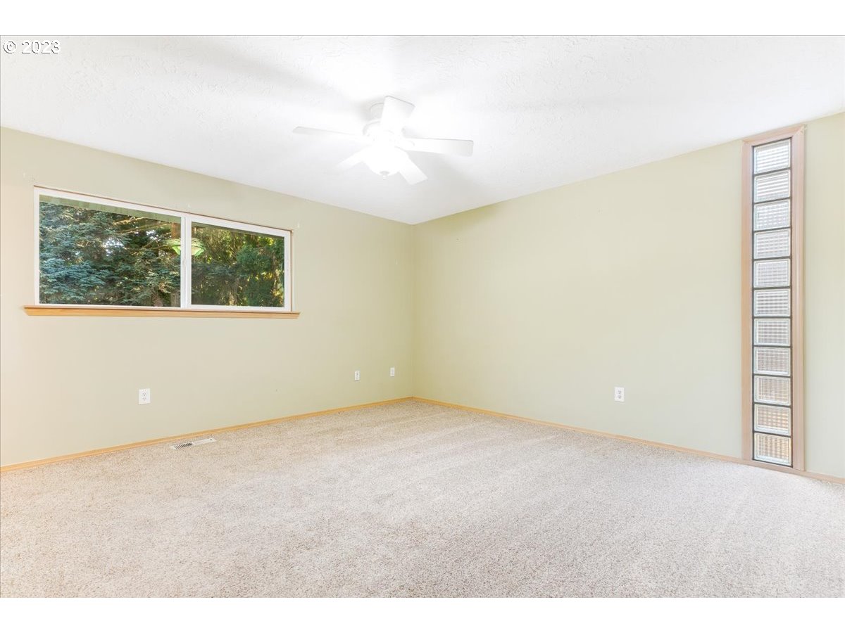 364 Insel Road Woodland, WA 98674 - Photo 18 of 29 Primary Bedroom