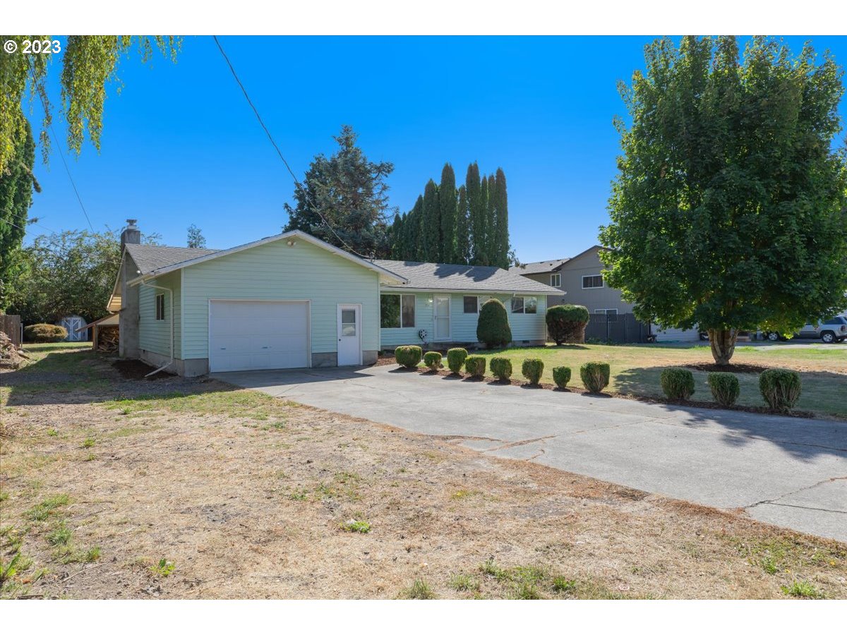 364 Insel Road Woodland, WA 98674 - Photo 2 of 29 Gallery Image 2
