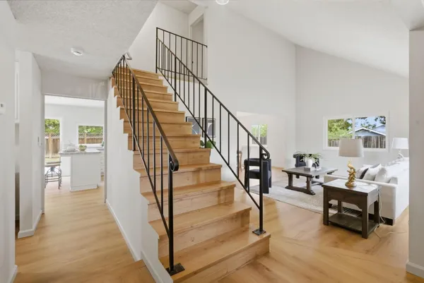 $969,000 | 228 Mountaire Parkway, Clayton, CA 94517