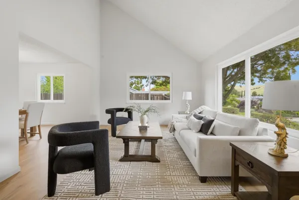 $969,000 | 228 Mountaire Parkway, Clayton, CA 94517