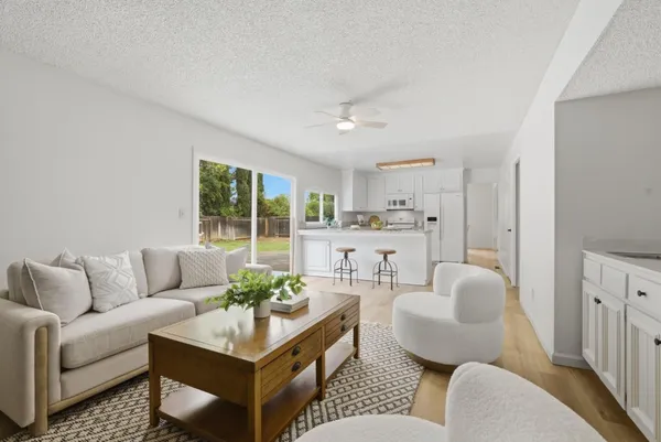 $969,000 | 228 Mountaire Parkway, Clayton, CA 94517