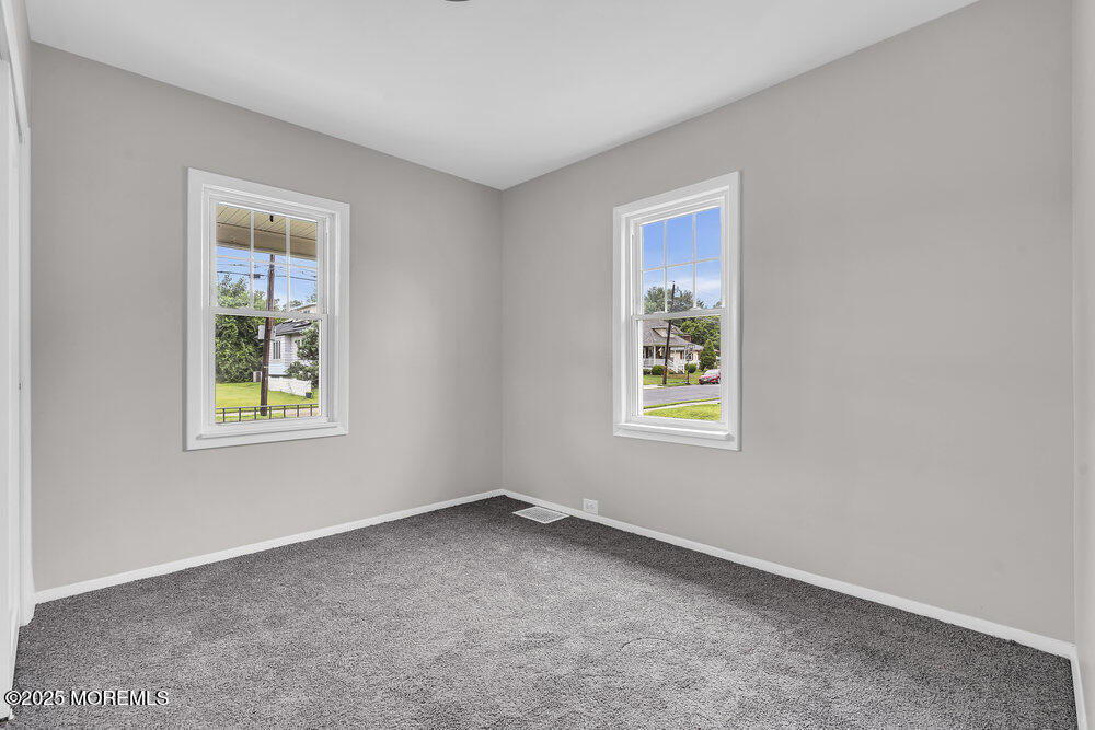 37 Knight Avenue Runnemede, NJ 08078 - Photo 18 of 50 a view of an empty room with a window