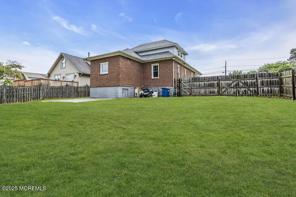 37 Knight Avenue Runnemede, NJ 08078 - Photo 47 of 50 a house view with a garden space