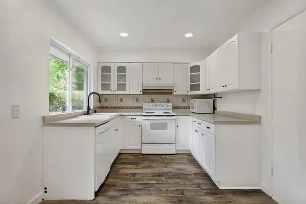 $2,100 | 1505 Timberline Drive, Plano, TX 75074