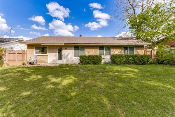 $2,100 | 1505 Timberline Drive, Plano, TX 75074