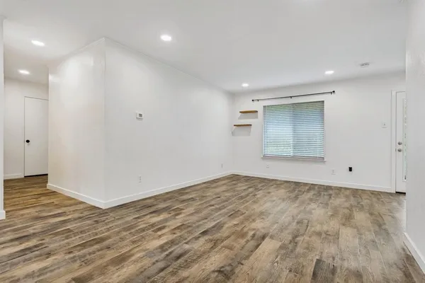 $2,100 | 1505 Timberline Drive, Plano, TX 75074