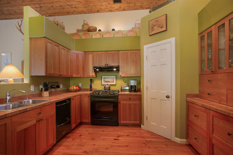 3800 East Sycamore Lane Rimrock, AZ 86335 - Photo 8 of 40 Kitchen