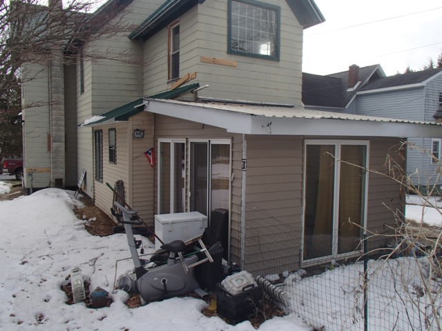 10 Rochester Street Fort Johnson, NY 12070 - Photo 3 of 12