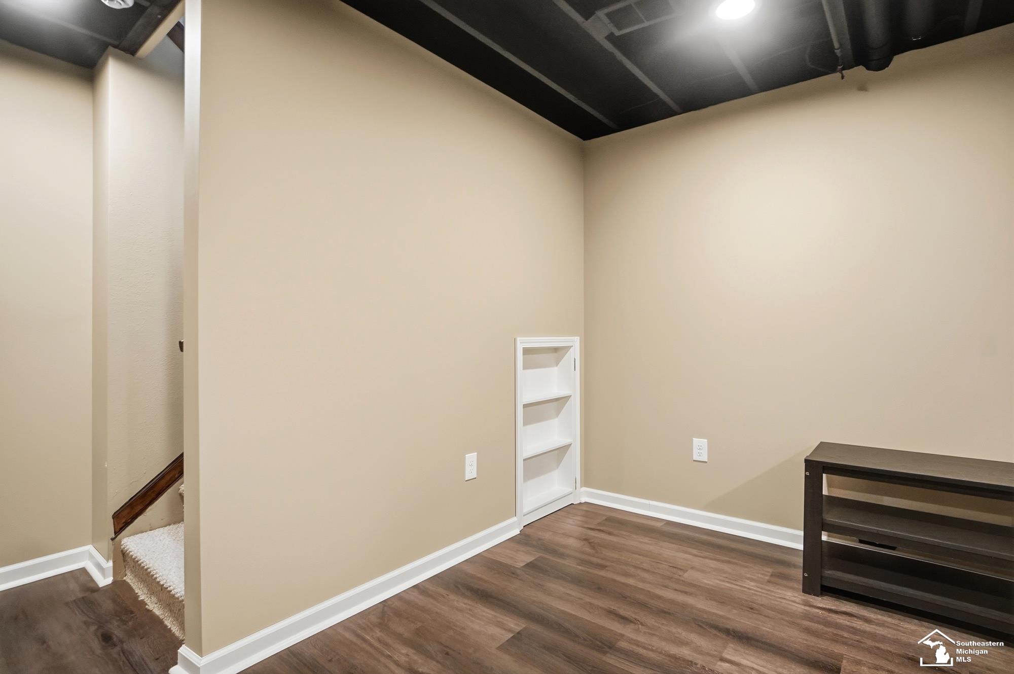 343 East Hurd Road Monroe, MI 48162 - Photo 54 of 77 50197071-80c99af0-e39d-4329-a850-80be2b7103f9.JPG