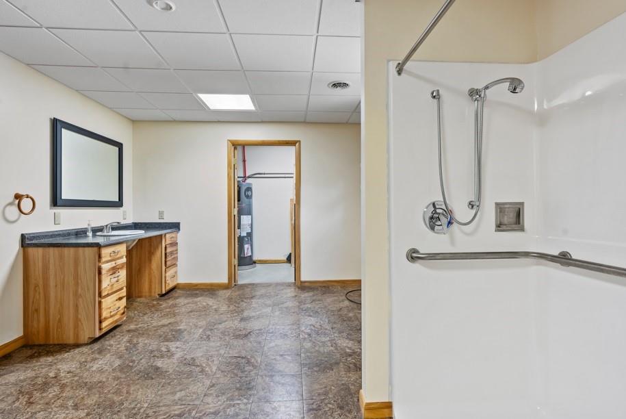 128 McGinley Road Chicora, PA 16025 - Photo 32 of 36 a view of a hallway with a elevator