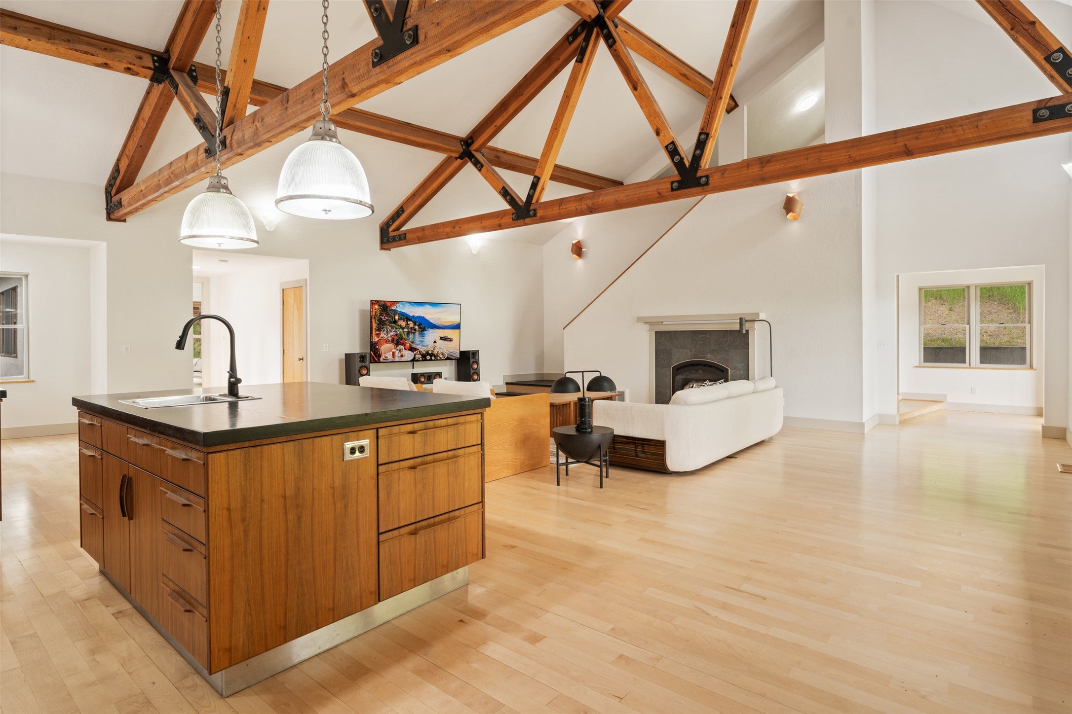 2405 Dodd Ranch Road Missoula, MT 59808 - Photo 10 of 66 Gallery Image 10