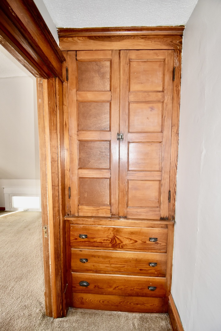 203 South Denver Street Bloomington, IL 61701 - Photo 42 of 54 a view of door and bedroom