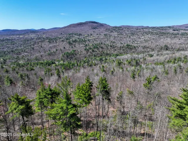 $144,900 | 392 West Hague Road, Hague, NY 12836