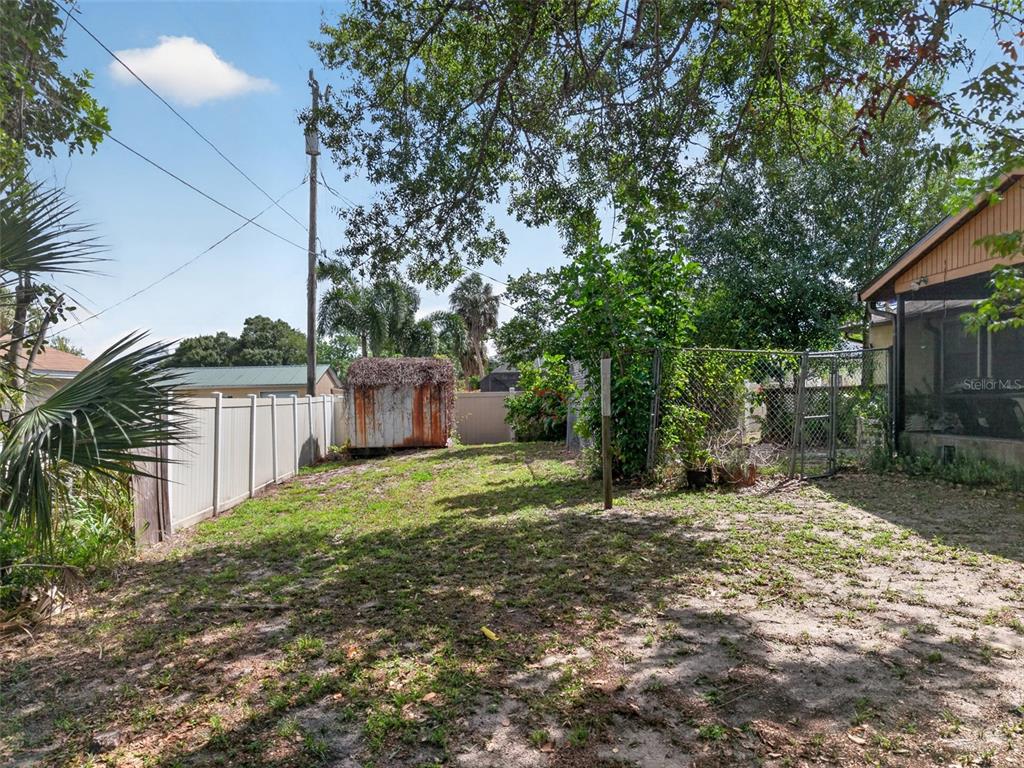 464 Coronado Road Venice, FL 34293 - Photo 21 of 28 a fire hydrant in the middle of a yard