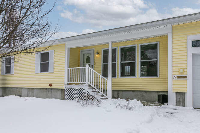 22 Intervale Road Kennebunk, ME 04043 - Photo 4 of 38 22 Intervale Rd Kennebunk ME-small-003-0