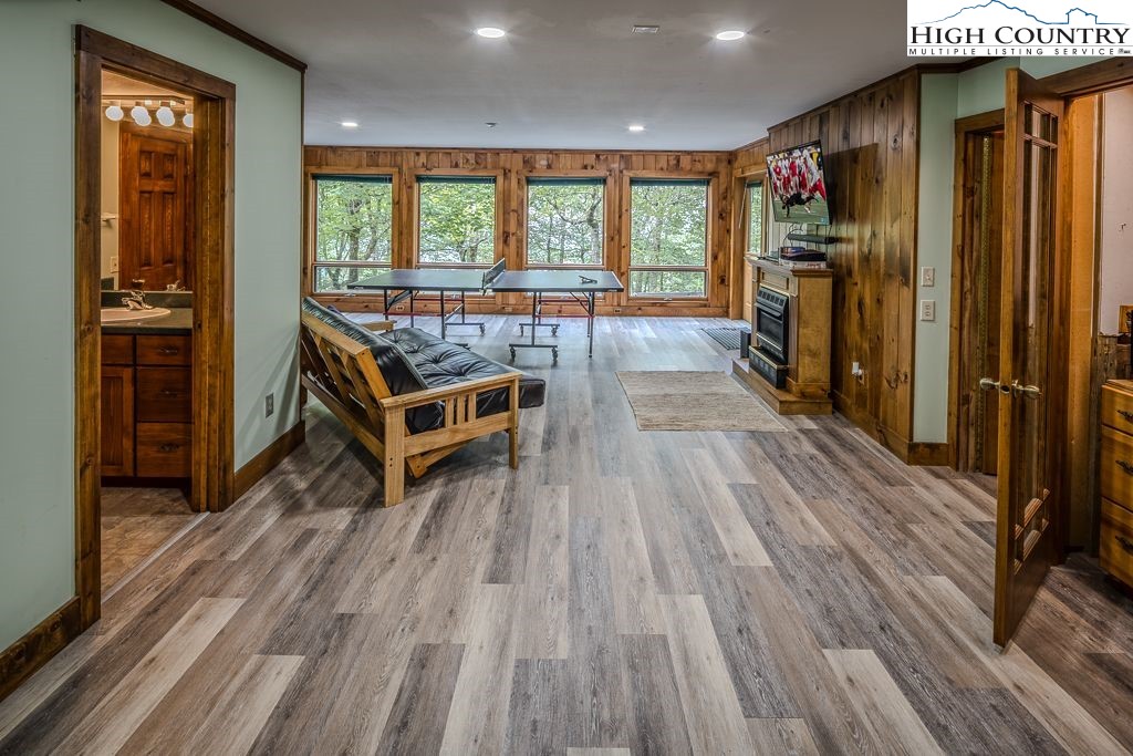 210 North Pinnacle Ridge Road Beech Mountain, NC 28604 - Photo 33 of 50 Gallery Image 33