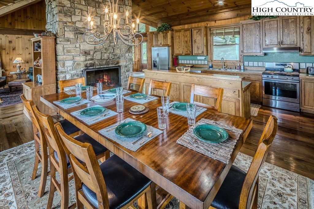 210 North Pinnacle Ridge Road Beech Mountain, NC 28604 - Photo 10 of 50 Gallery Image 10