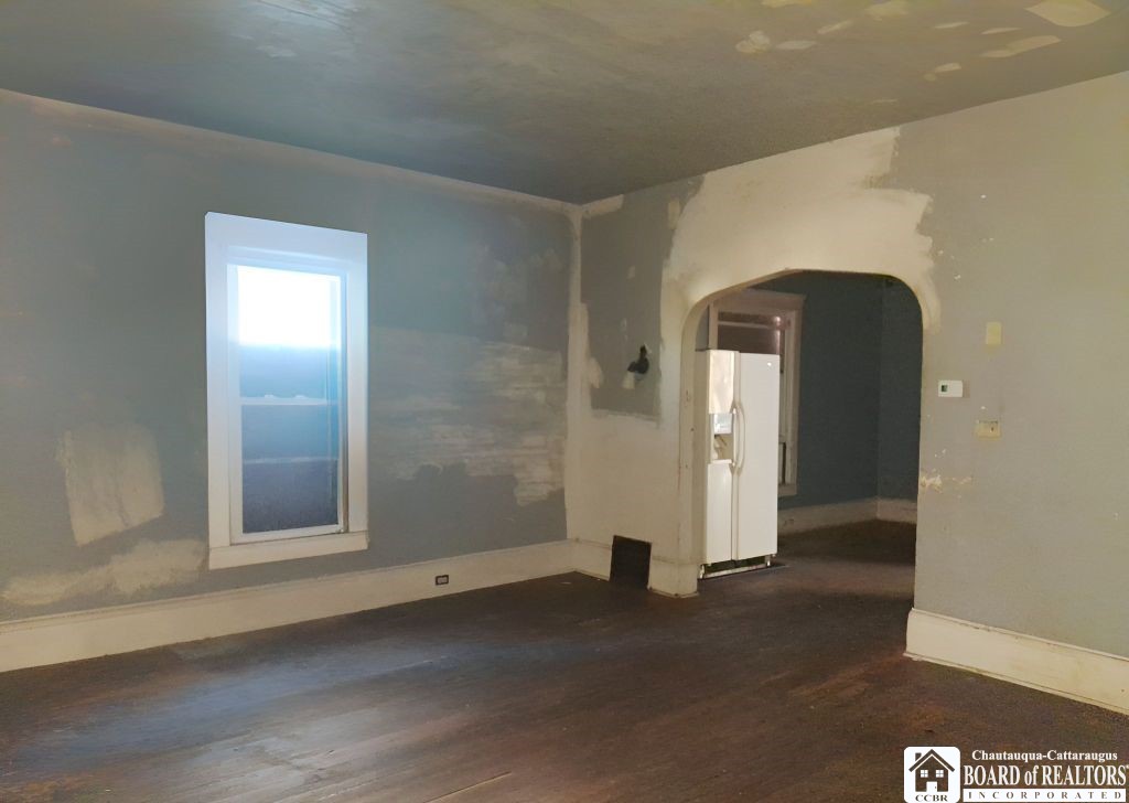 309 South 3rd Street Olean, NY 14760 - Photo 2 of 14 Living room